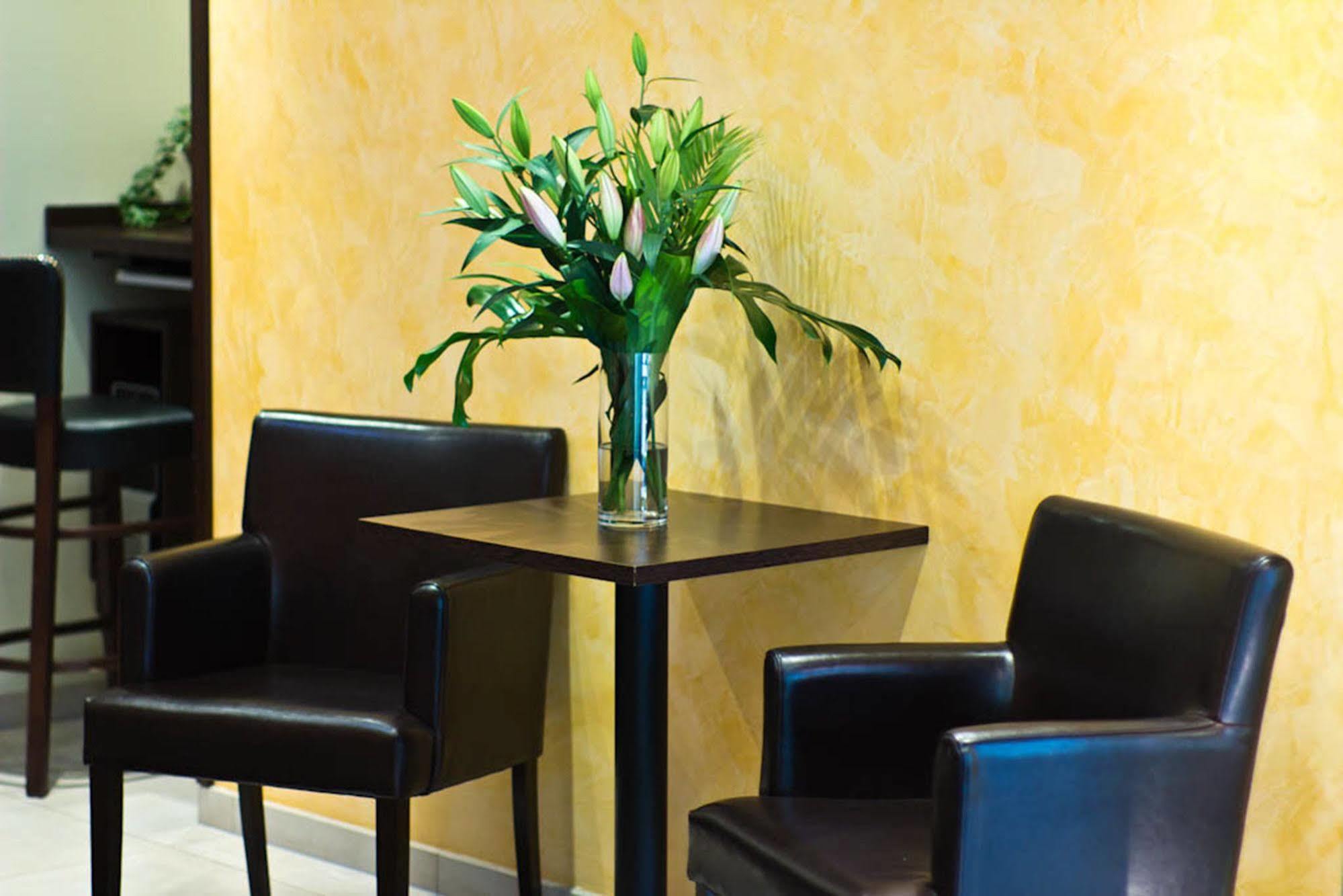 Ivbergs Hotel Messe Nord Berlin Ngoại thất bức ảnh
