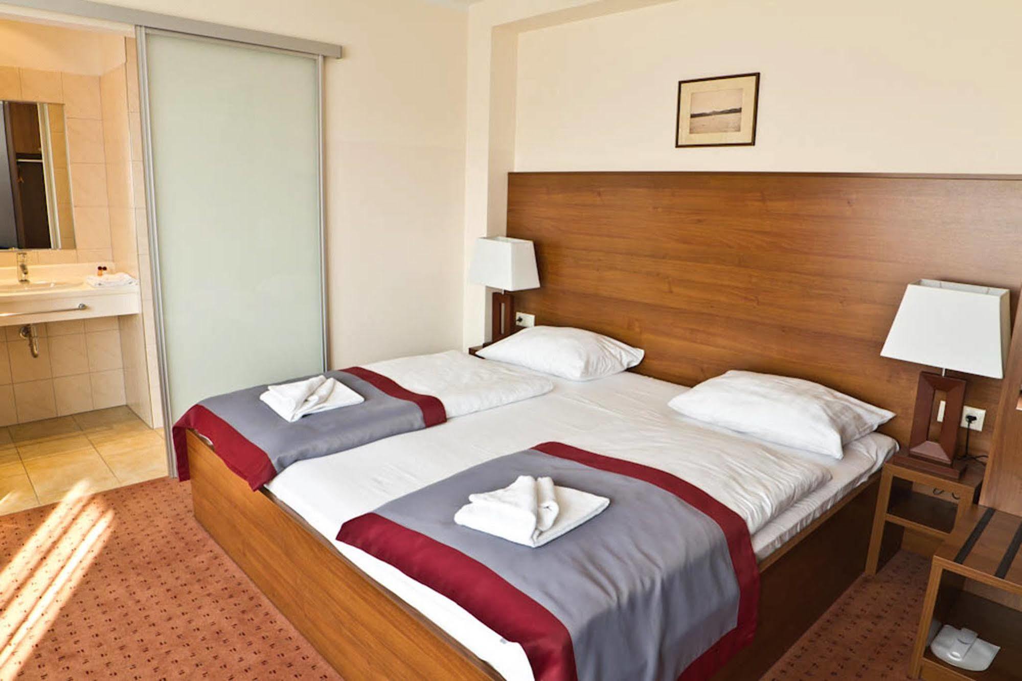 Ivbergs Hotel Messe Nord Berlin Phòng bức ảnh